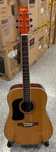 Charger l'image dans la galerie, Washburn D10SLH Left-Handed Dreadnought Acoustic Guitar - PRE OWNED