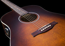 Charger l'image dans la galerie, Seagull 041831 / 051991 S6 Original Burnt Umber Presys II Acoustic Electric MADE In CANADA