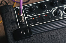 Charger l'image dans la galerie, Joyo DC-15 Amplificateur de guitare électrique numérique 15 watts avec retard, réverbération, effets et batterie à 36 motifs