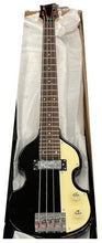 Charger l'image dans la galerie, Hofner Shorty Violin Bass CT Black (Beatles Bass Style) Comprend un sac de voyage