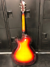 Charger l'image dans la galerie, Guild T-100-D Made In USA Semi Acoustic Hollow Body Guitar 1967 - 1973 - Pre Owned