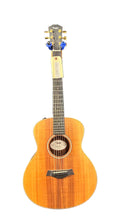 Charger l'image dans la galerie, Taylor GS Mini-e Koa with Gig Bag - See Description
