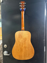 Charger l'image dans la galerie, Simon &amp; Patrick 028955 Woodland Cedar Acoustic 6 String Guitar - PRE OWNED
