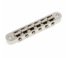 Charger l'image dans la galerie, Grover 520N Guitar Bridge, Tune-O-Matic Bridge - Nickle
