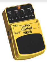Charger l'image dans la galerie, Behringer Ultra Chorus Pedal (UC200) - PRE OWNED-(8262481379583)
