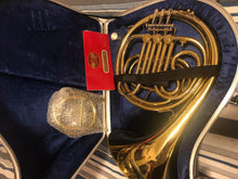 Charger l'image dans la galerie, Besson French Horn Made By Josef Lidl With Hardshell Case 412Z-1 Brass
