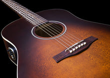 Charger l'image dans la galerie, Seagull 041831 / 051991 S6 Original Burnt Umber Presys II Acoustic Electric MADE In CANADA

