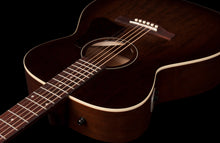 Charger l'image dans la galerie, Art &amp; Lutherie 042333 / 051748 Legacy Bourbon Burst QIT Acoustic Electric MADE In CANADA-(6536631713986)
