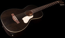 Charger l'image dans la galerie, Art &amp; Lutherie 042418 Roadhouse Faded Black A/E Parlor Acoustic Guitar MADE In CANADA-(6536632729794)
