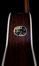 Load image into Gallery viewer, Godin 049769 / 051885 Presentation Pickup Solid Top Classical Nylon Guitar with Bag Made In Canada
