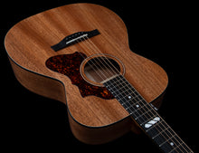 Load image into Gallery viewer, Godin 050130 Fairmount CH Composer Acoustic Electric Guitar QIT MADE In CANADA
