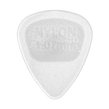 Load image into Gallery viewer, DUNLOP NYLON GLOW IN DARK STANDARD PICK 1.07MM - 6 PACK-(6928606953666)
