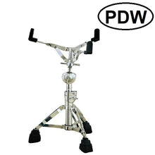 Charger l'image dans la galerie, PDW DRUMS 5300 Style BJ-001 Pied de caisse claire professionnel
