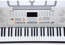 Charger l'image dans la galerie, Clavier de style piano 61 notes YM-823 avec USB
