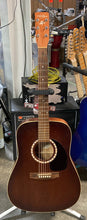 Charger l'image dans la galerie, Art &amp; Lutherie 014309 Cedar Antique Burst Guitare acoustique MADE In CANADA - Pre Owned
